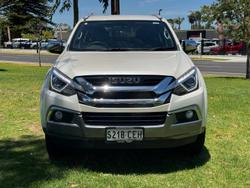 2019 Isuzu MU-X LS-T