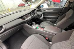 2019 Holden Commodore LT