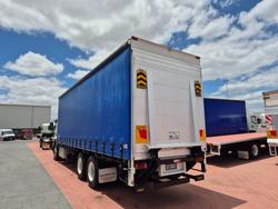 2021 Isuzu Trucks FVL 240-300 AUTO 14 Pallet Tautliner/Lift