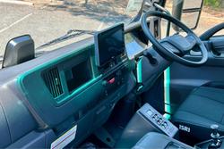 2025 Isuzu F Series FVD 170-300 AT R70