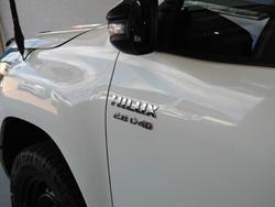 2020 Toyota Hilux SR