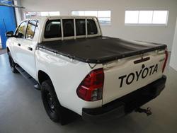 2020 Toyota Hilux SR