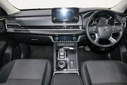 2024 Mitsubishi Outlander LS