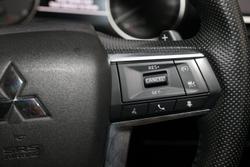 2024 Mitsubishi Outlander LS