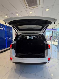 2025 Ford Everest Trend