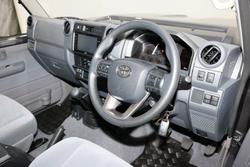 2025 Toyota Landcruiser GXL