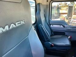 2023 Mack Superliner MACK SUPERLINER CLXT