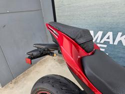 2018 Kawasaki ZR 900 Red