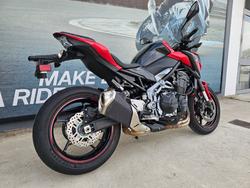 2018 Kawasaki ZR 900 Red