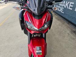 2018 Kawasaki ZR 900 Red