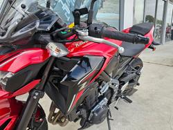 2018 Kawasaki ZR 900 Red