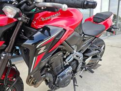 2018 Kawasaki ZR 900 Red