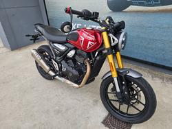 2024 Triumph SPEED 400 Red