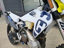 2020 HUSQVARNA TE250i White