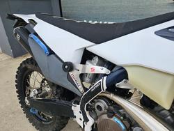 2020 HUSQVARNA TE250i White