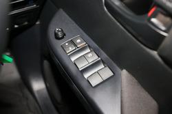 2025 Toyota Hilux SR