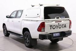 2025 Toyota Hilux SR