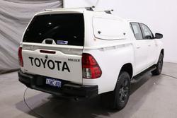 2025 Toyota Hilux SR