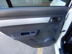 2010 Suzuki Swift Extreme RS415 White Pearl