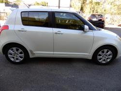 2010 Suzuki Swift Extreme RS415 White Pearl