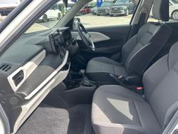 2024 Suzuki Swift Hybrid Plus