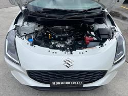 2024 Suzuki Swift Hybrid Plus