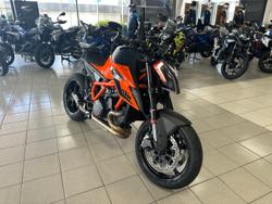 2021 KTM 1290 Super Duke R Super Duke Orange
