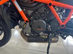 2021 KTM 1290 Super Duke R Super Duke Orange