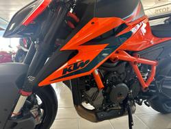 2021 KTM 1290 Super Duke R Super Duke Orange