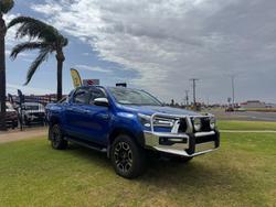 2023 Toyota Hilux SR5
