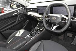 2025 MG HS Essence AS33 MY25 Lunar Grey