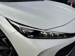 2025 MG HS Essence AS33 MY25 Pearl White