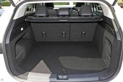 2025 MG HS Essence AS33 MY25 Pearl White