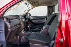 2019 Isuzu D-MAX SX High Ride MY19 4x2 Magnetic Red
