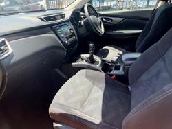 2015 Nissan X-TRAIL ST