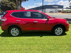 2015 Nissan X-TRAIL ST