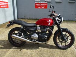 Triumph Street Twin-PC