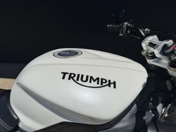 2015 Triumph STREET TRIPLE 660
