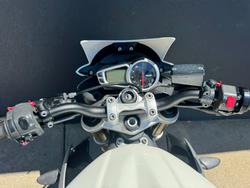 2015 Triumph STREET TRIPLE 660