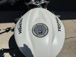2015 Triumph STREET TRIPLE 660 WHITE