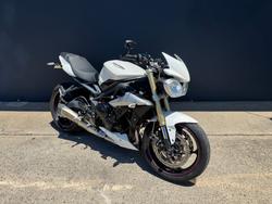 2015 Triumph STREET TRIPLE 660