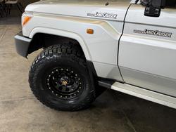 2016 Toyota Landcruiser Workmate