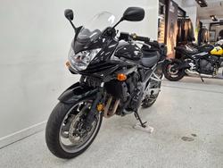 Suzuki 2011 SUZUKI 1250CC GSF1250SLO BANDIT FAIRED Black