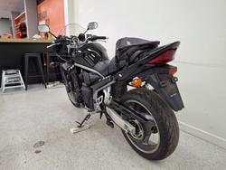 Suzuki 2011 SUZUKI 1250CC GSF1250SLO BANDIT FAIRED Black