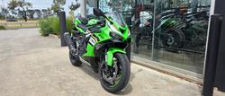2025 Kawasaki NINJA ZX-6R (636) KRT GREEN