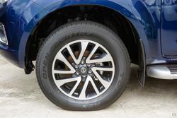 2017 Nissan Navara ST-X