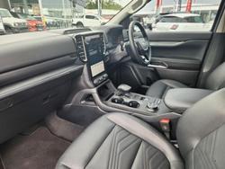 2025 Ford Everest Black Edition