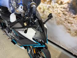 2023 CFMOTO 450 SR ABS WHITE