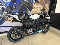 2023 CFMOTO 450 SR ABS WHITE