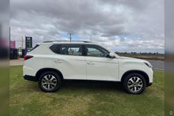 2025 KGM Rexton Advance